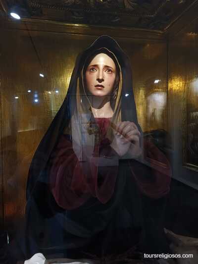 La Dolorosa de Pedro de Mena en el Museo de Carmelitas de Alba de Tormes